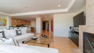 Photo #6: 6153652 Listing