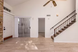 Photo #4: 6153671 Listing