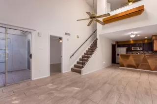 Photo #5: 6153671 Listing