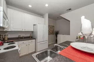 Photo #3: 6153804 Listing