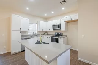 Photo #4: 6153914 Listing