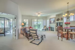 Photo #2: 6154411 Listing