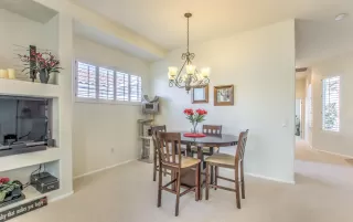 Photo #6: 6154411 Listing