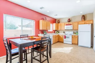 Photo #5: 6154427 Listing 