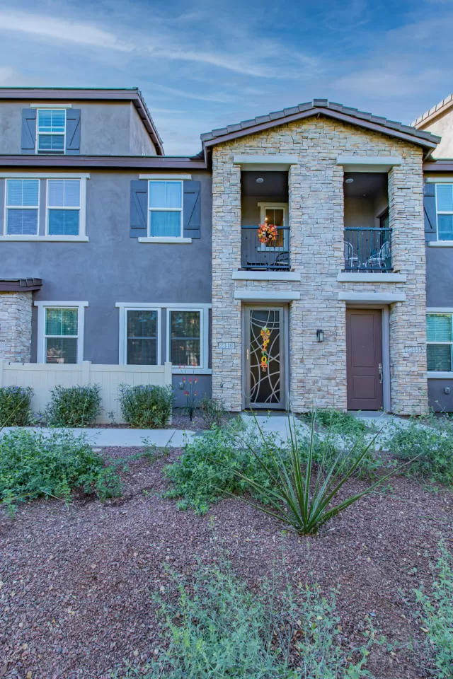 MLS: 6154555 Condo For Sale