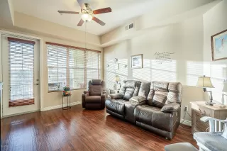 Photo #3: 6154563 Listing