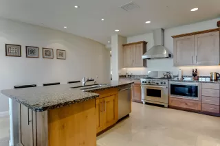 Photo #4: 6154606 Listing