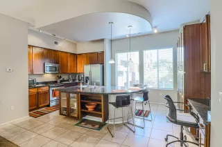 Photo #4: 6154718 Listing