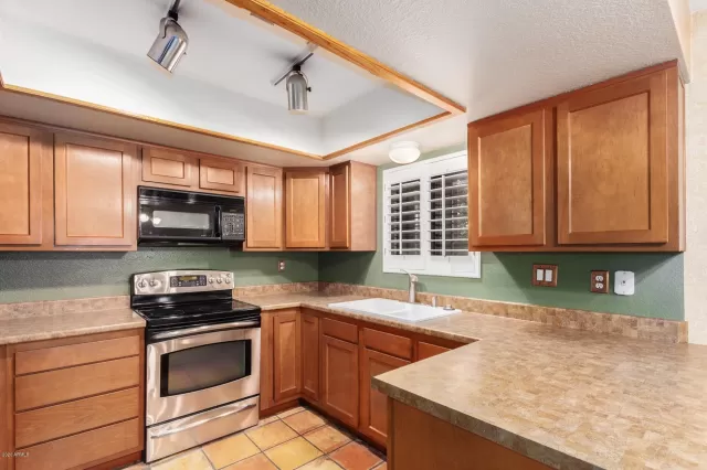 MLS: 6154937 Condo For Sale