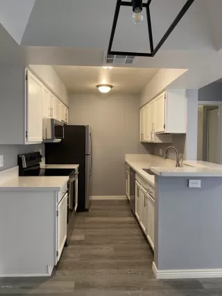 Photo #5: 6154967 Listing 