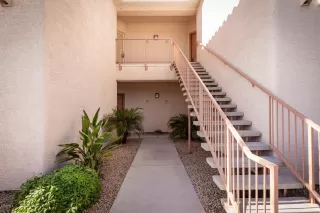 Photo #5: 6155118 Listing 