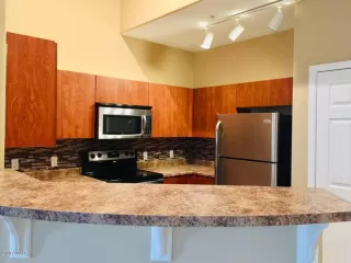 Photo #2: 6155138 Listing