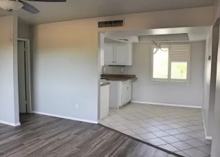 Photo #5: 6155187 Listing