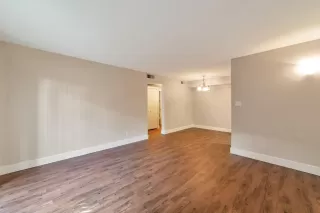 Photo #2: 6155206 Listing