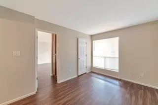 Photo #4: 6155209 Listing