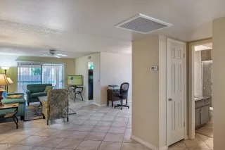 Photo #5: 6155290 Listing 