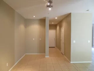 Photo #5: 6155306 Listing