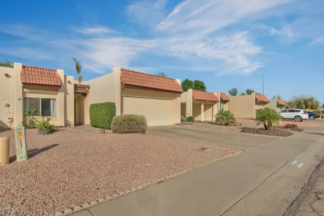 MLS: 6155449 Condo For Sale