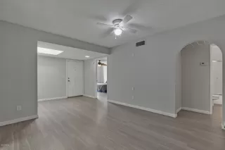 Photo #2: 6155449 Listing