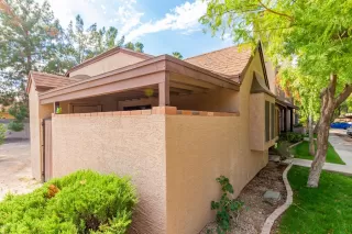 Photo #2: 6155467 Listing