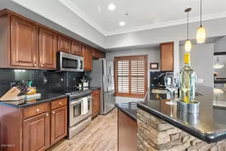 Photo #2: 6155707 Listing