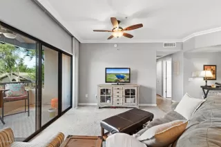 Photo #5: 6155707 Listing