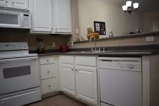 Photo #4: 6155900 Listing