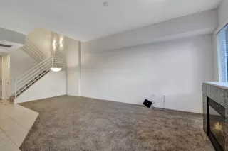 Photo #3: 6155970 Listing