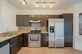 Photo #3: 6156236 Listing