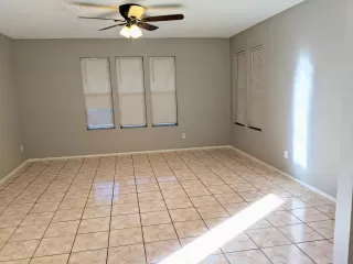 Photo #4: 6156892 Listing