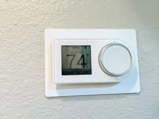 Photo #6: 6156892 Listing