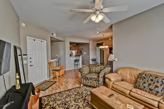 Photo #4: 6156937 Listing