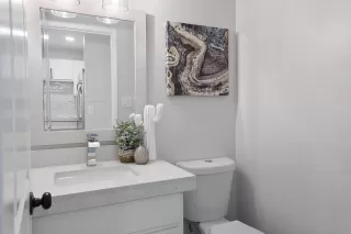 Photo #5: 6157100 Listing