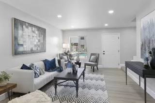 Photo #6: 6157100 Listing