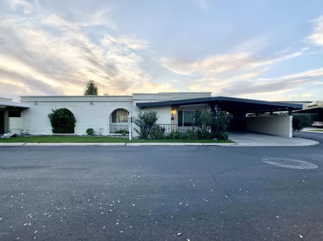 MLS: 6157254 Condo For Sale