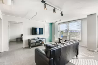 Photo #6: 6157409 Listing