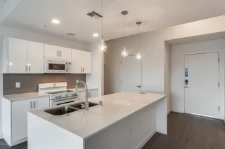 Photo #6: 6157725 Listing 