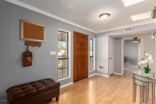 Photo #5: 6157794 Listing