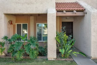 Photo #2: 6157829 Listing 