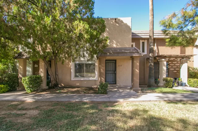 MLS: 6157865 Condo For Sale