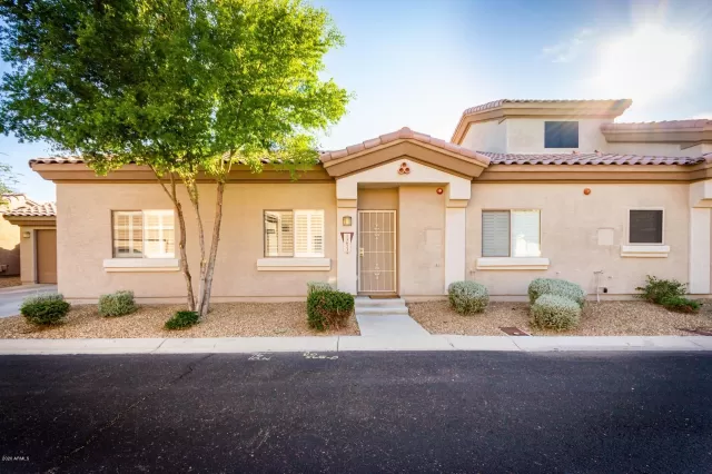 MLS: 6157975 Condo For Sale