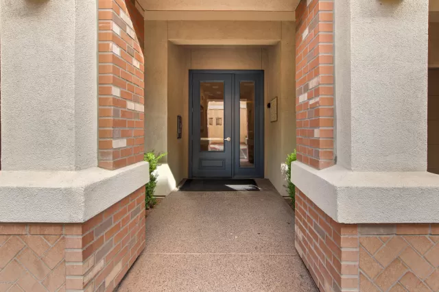 MLS: 6158160 Condo For Sale