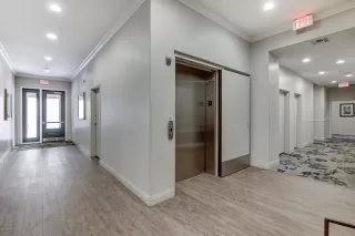 Photo #2: 6158160 Listing