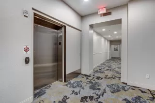 Photo #3: 6158160 Listing