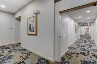 Photo #4: 6158160 Listing