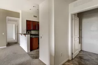 Photo #6: 6158160 Listing