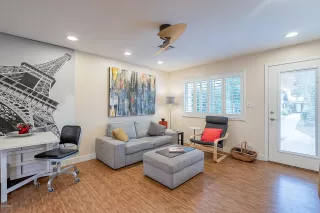 Photo #5: 6158243 Listing