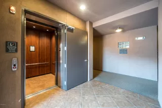 Photo #2: 6158342 Listing 