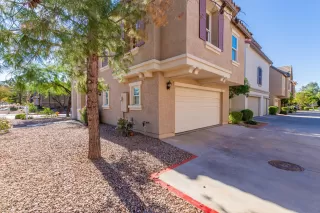 Photo #2: 6158378 Listing