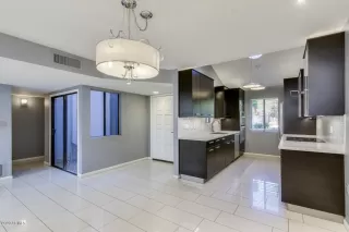 Photo #3: 6158461 Listing